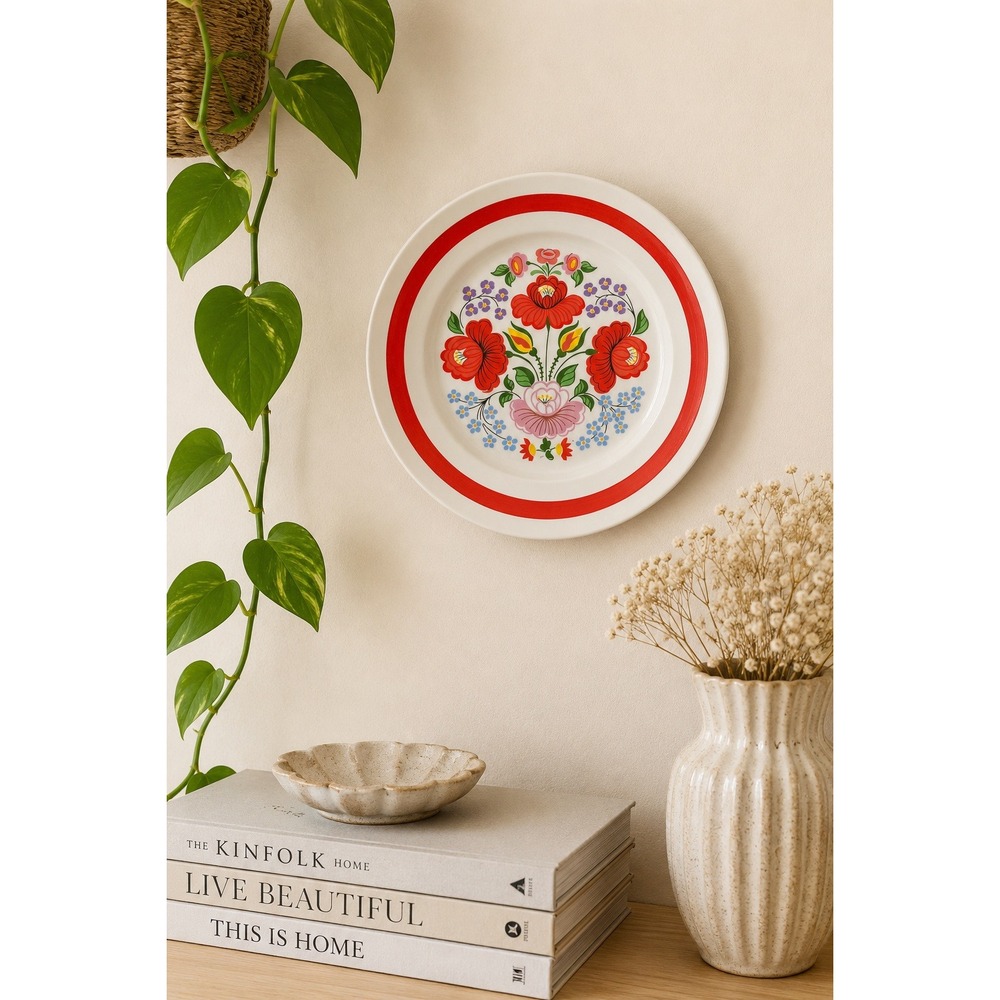 Vintage Hungarian Folk Art Floral Wall Hanging Plates Matyo Kalocsa‎ Retro Bold